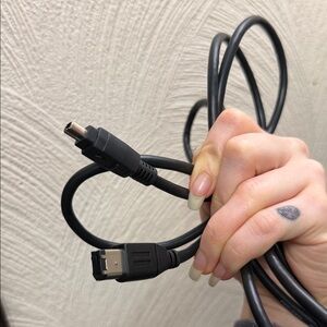 Black FireWire 4-Pin to 6-Pin 6ft Cable